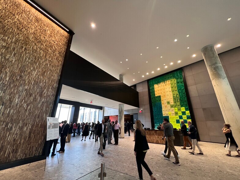 3924 Minnesota Ave NE, Washington, DC en alquiler - Foto del edificio - Imagen 2 de 2