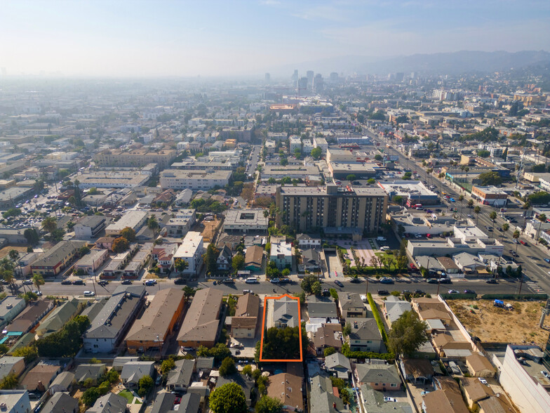 1412 N Mariposa Ave, Los Angeles, CA en venta - Foto del edificio - Imagen 2 de 11