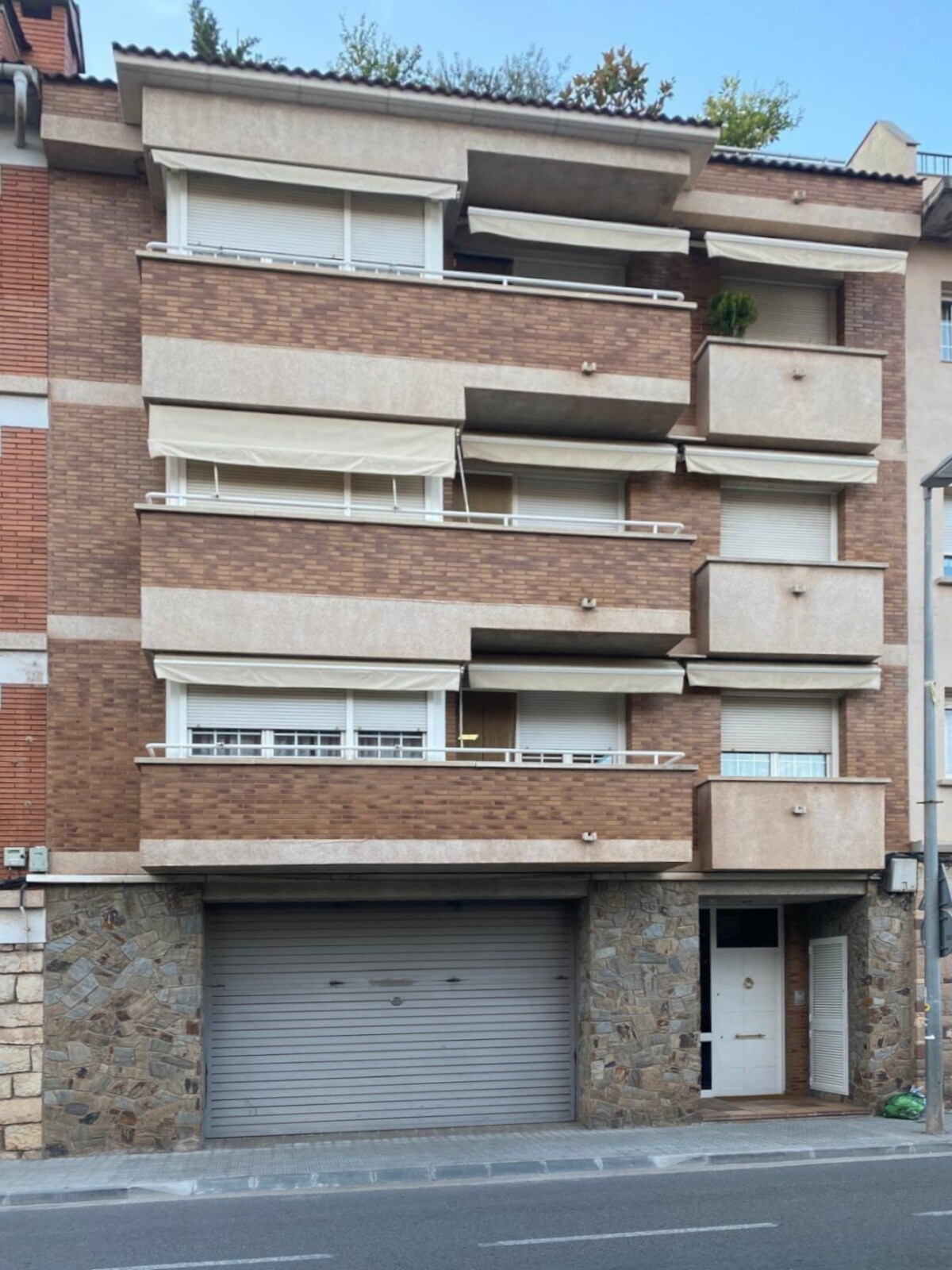 Edificio residencial en Artés, Barcelona en venta Foto principal- Imagen 1 de 1