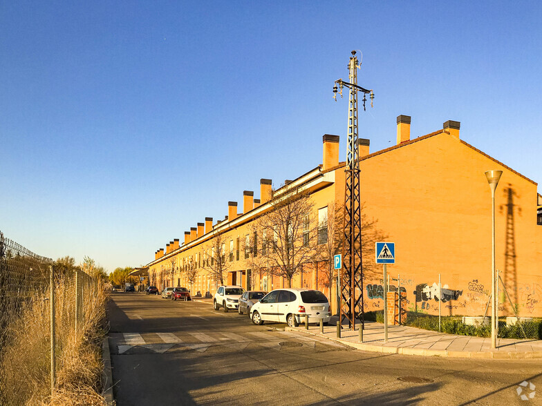 Avenida Natividad, 33, San Martín de la Vega, Madrid en venta - Foto del edificio - Imagen 2 de 2