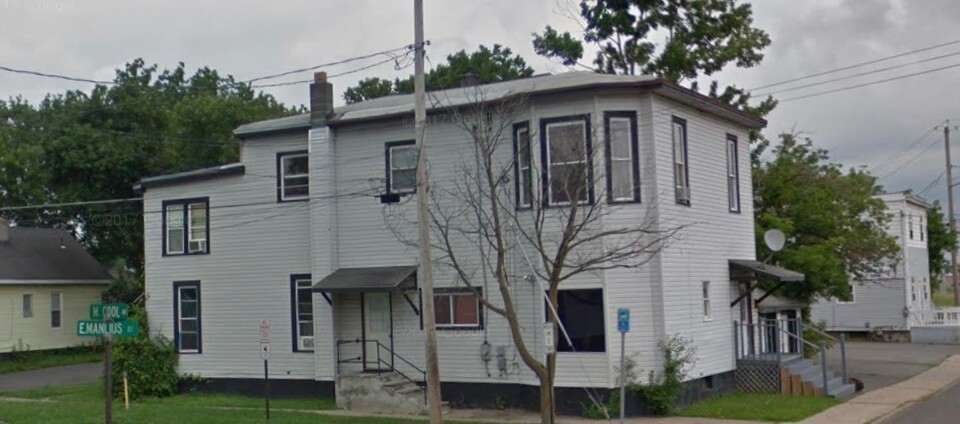 301 E Manlius St, East Syracuse, NY en venta - Foto principal - Imagen 1 de 1