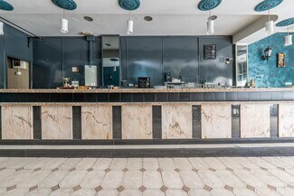 Más detalles de de Málaga, 73, Granada - Local en venta
