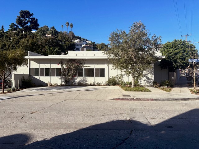 1825 Hyperion Ave, Los Angeles, CA en alquiler - Foto del edificio - Imagen 1 de 28