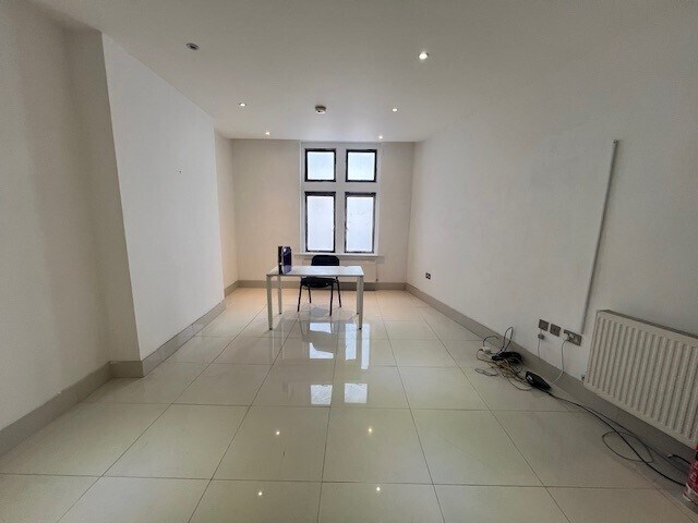 234-236 Whitechapel Rd, London en alquiler Foto del interior- Imagen 1 de 13