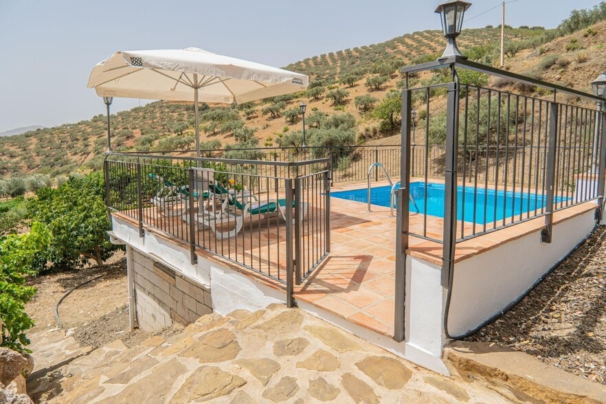 Polígono Ua-7, 2, Huétor de Santillán, Granada en venta - Foto del edificio - Imagen 2 de 50