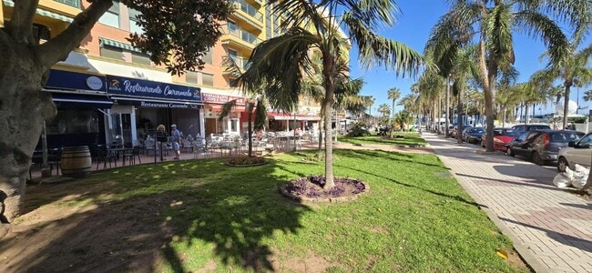 Más detalles de Calle Antonio Navajas Ruiz, 2H, Torremolinos - Local en venta