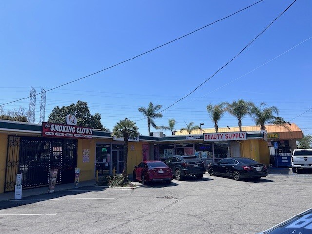 7561-7567 Laurel Canyon Blvd, North Hollywood, CA en venta Foto del edificio- Imagen 1 de 1