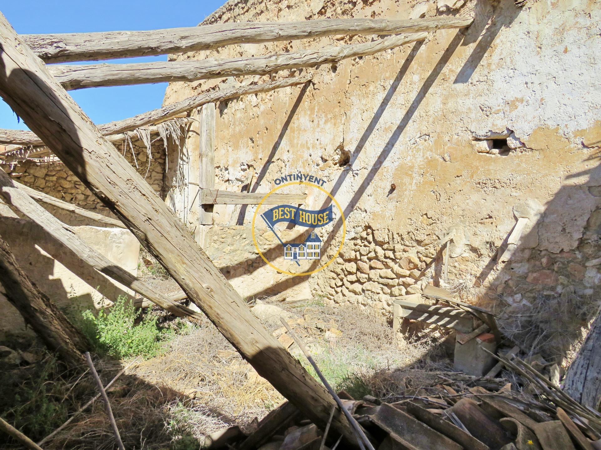 Carrer Pujada Al Castell, 20, Montesa, Valencia en venta Foto del edificio- Imagen 1 de 19