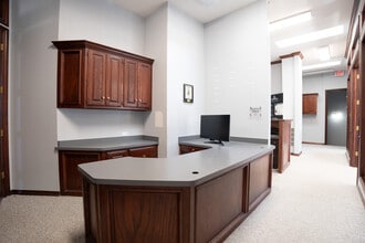 1900 E 15th St, Edmond, OK en venta Foto del interior- Imagen 2 de 10