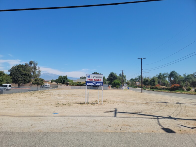 6411 Arlington Ave, Riverside, CA en venta - Foto del edificio - Imagen 2 de 7