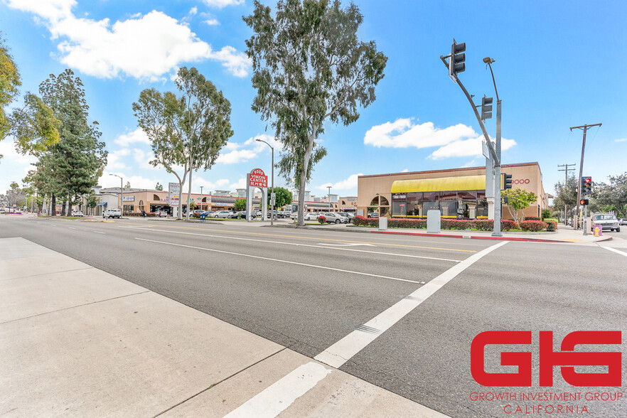 9010 Garvey Ave, Rosemead, CA en venta - Foto del edificio - Imagen 2 de 21