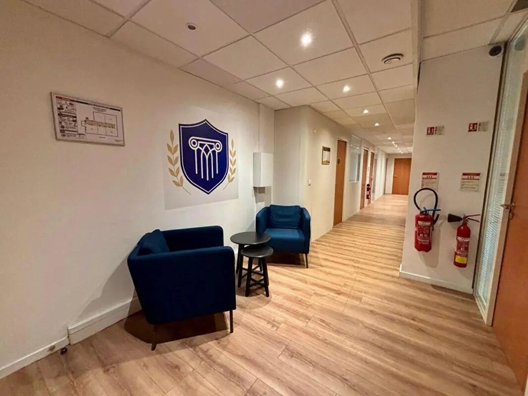 Oficina en Lyon en venta Vestíbulo- Imagen 1 de 7