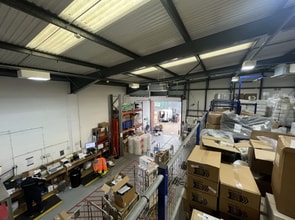 343-350 Edinburgh Ave, Slough en alquiler Foto del interior- Imagen 2 de 3