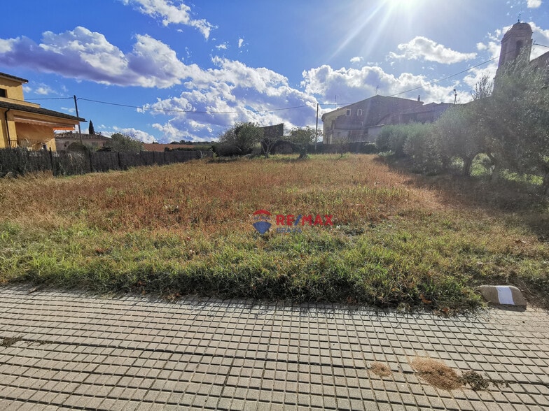 Avinguda Catalunya, 4, Sant Joan de Mollet, Gerona en venta - Foto del edificio - Imagen 2 de 11