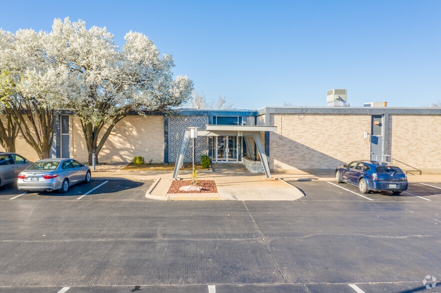 5300 N Meridian Ave, Oklahoma City, OK en alquiler - Foto del edificio - Imagen 3 de 9