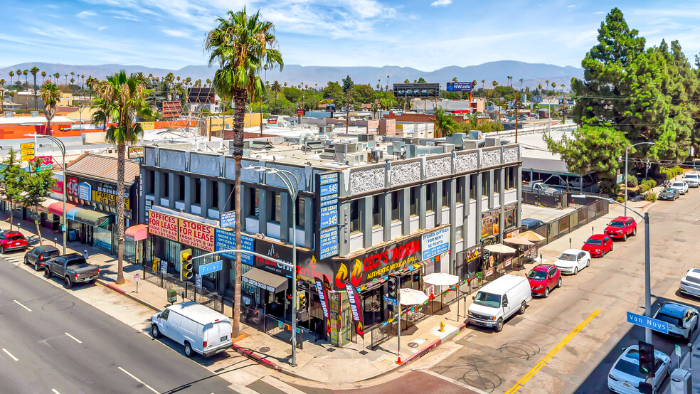 6350-6356 Van Nuys Blvd, Van Nuys, CA en alquiler - Foto del edificio - Imagen 2 de 6