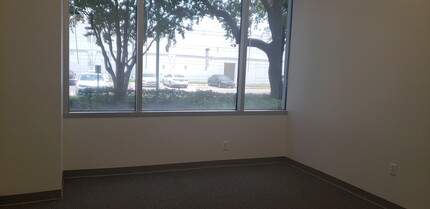 9800 Centre Pky, Houston, TX en alquiler Foto del interior- Imagen 2 de 2