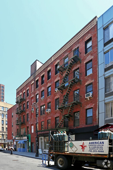 154-158 Ludlow St, New York, NY en alquiler - Foto del edificio - Imagen 2 de 28