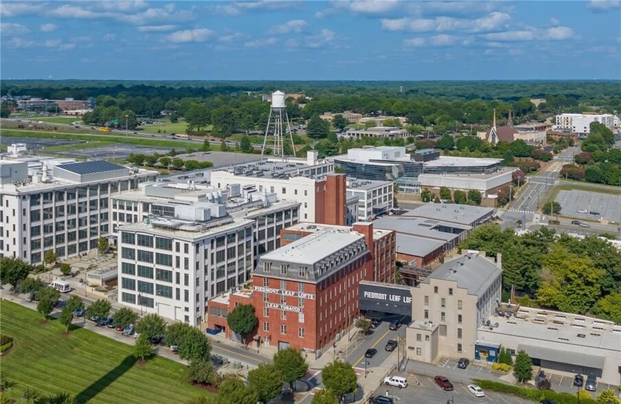 406 E Fourth St, Winston-Salem, NC en alquiler - Foto del edificio - Imagen 1 de 6