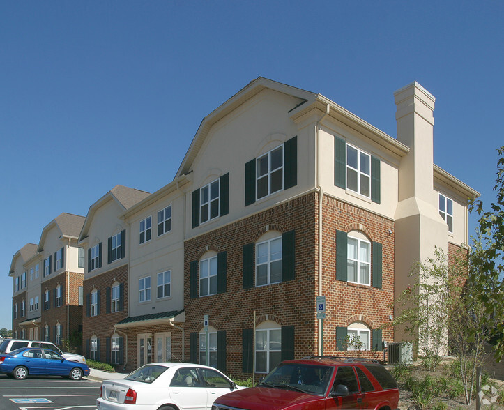 8180 Lark Brown Rd, Elkridge, MD en alquiler - Foto del edificio - Imagen 3 de 19