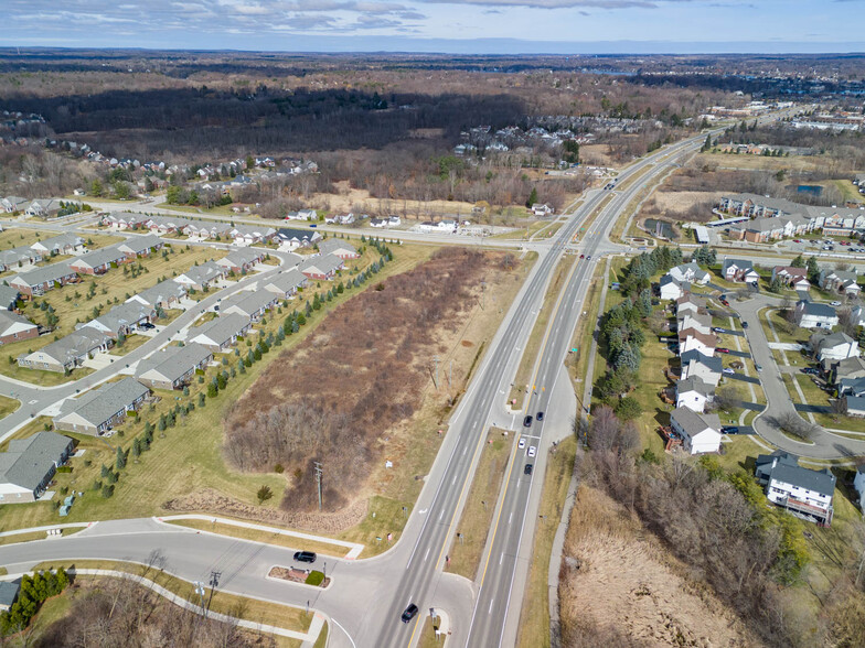 2224 S Lapeer Dr - Vacant Land #2, Orion Township, MI en venta - Vista aérea - Imagen 2 de 8