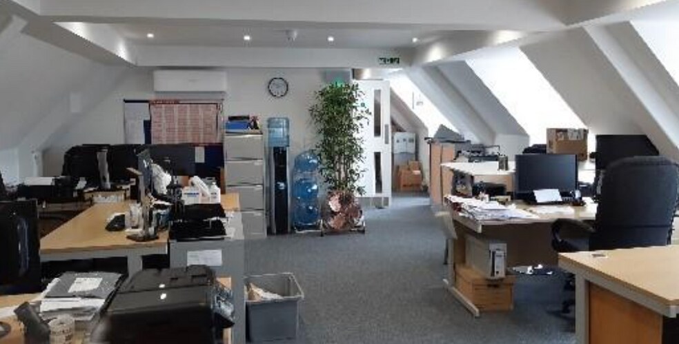 Chequers Ln, Walton On The Hill en alquiler - Foto del interior - Imagen 2 de 2