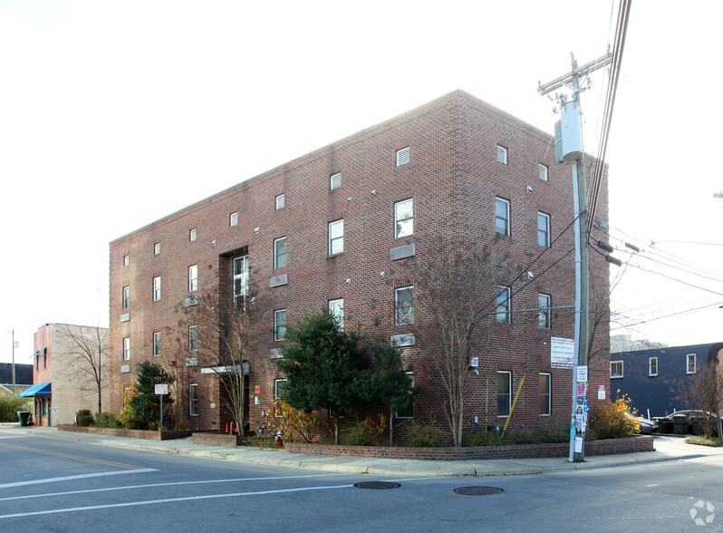 115 N Merritt Mill Rd, Chapel Hill, NC en alquiler - Foto del edificio - Imagen 3 de 4