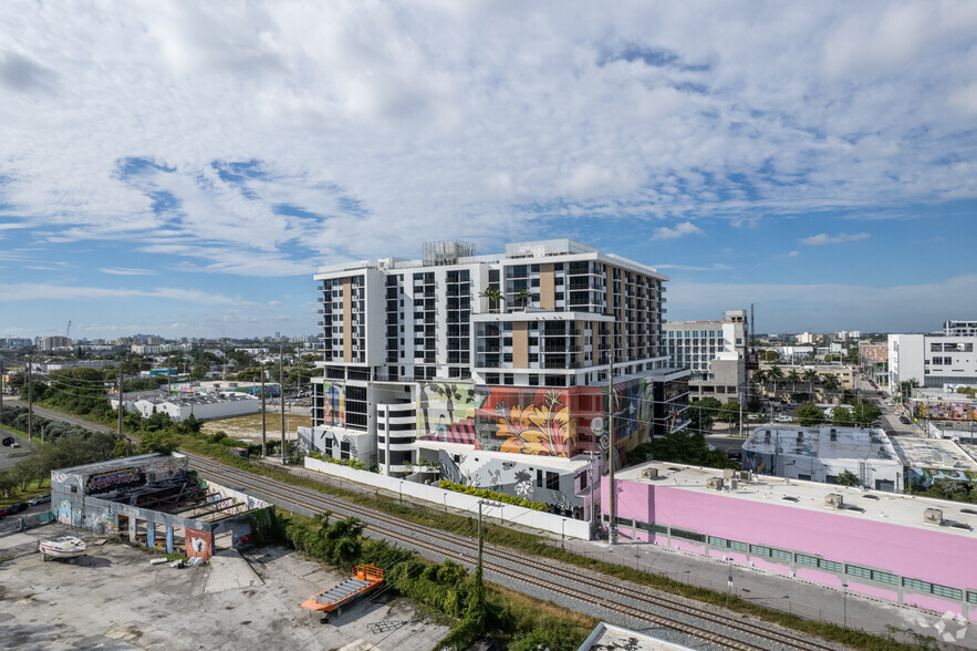 2221 N Miami Ave, Miami, FL en alquiler - Foto del edificio - Imagen 3 de 20