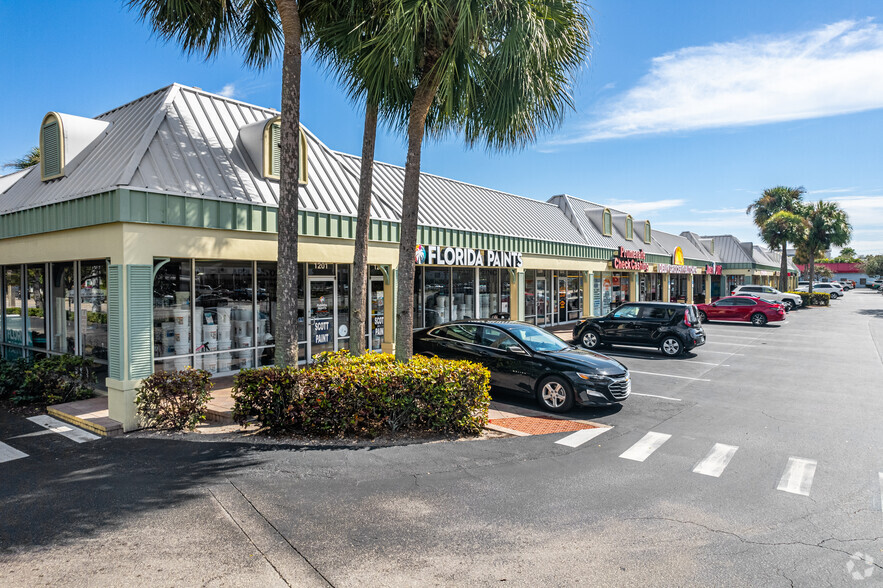 1175-1269 Airport Pulling Rd, Naples, FL en alquiler - Foto del edificio - Imagen 1 de 10