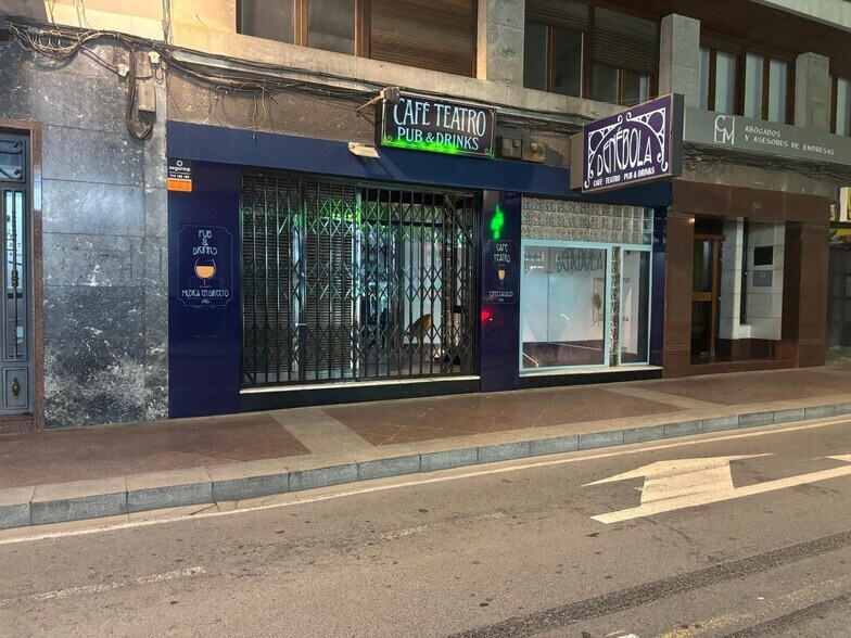 Local en Elche, Alicante en alquiler - Foto del edificio - Imagen 2 de 9