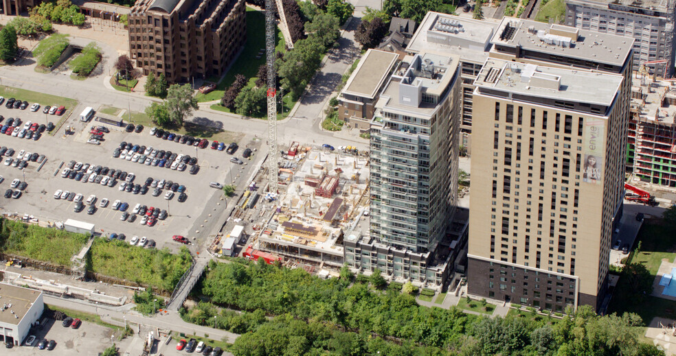 115 Champagne Av S, Ottawa, ON en alquiler - Vista aérea - Imagen 2 de 2