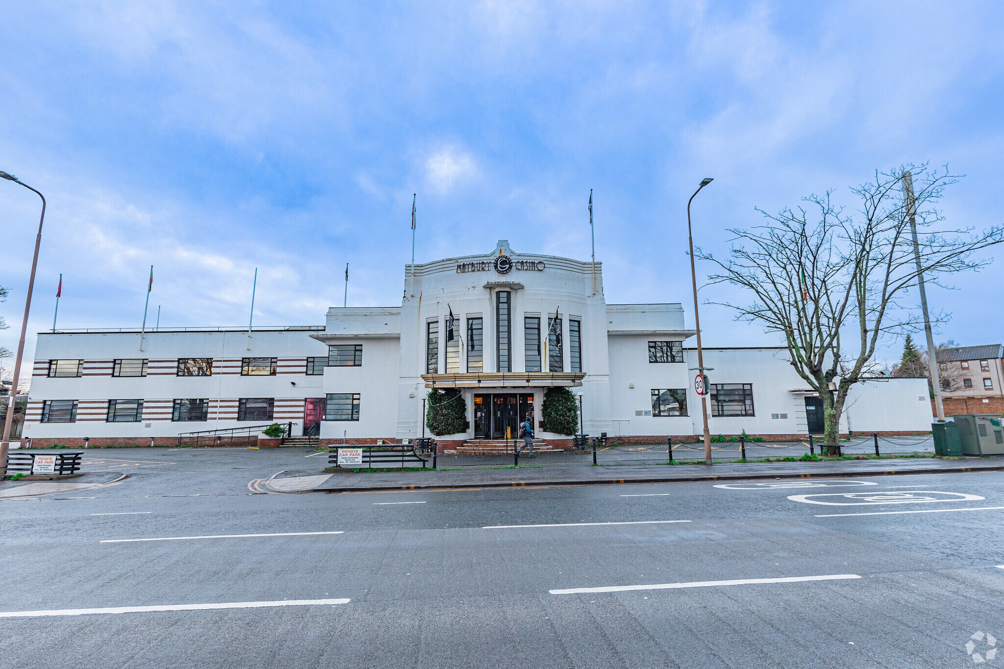 The Ace Portfolio cartera de 6 inmuebles en venta en LoopNet.es Foto del edificio- Imagen 1 de 5