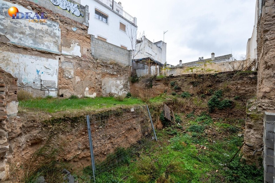 Calle Alta de Cartuja, 8, Granada, Granada en venta - Foto del edificio - Imagen 2 de 26