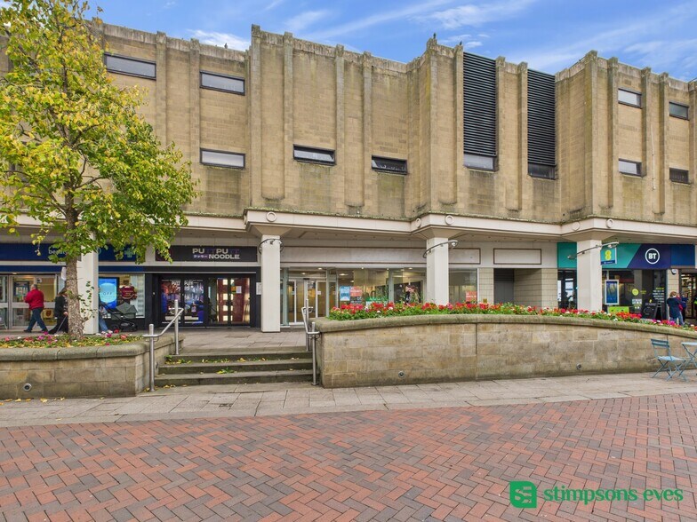 Horne Ln, Bedford en alquiler - Foto del edificio - Imagen 3 de 36