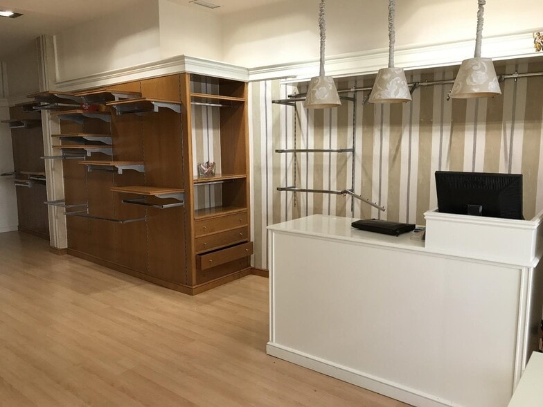 Calle Cabrera, 1, Córdoba, Córdoba en alquiler - Foto del edificio - Imagen 2 de 6