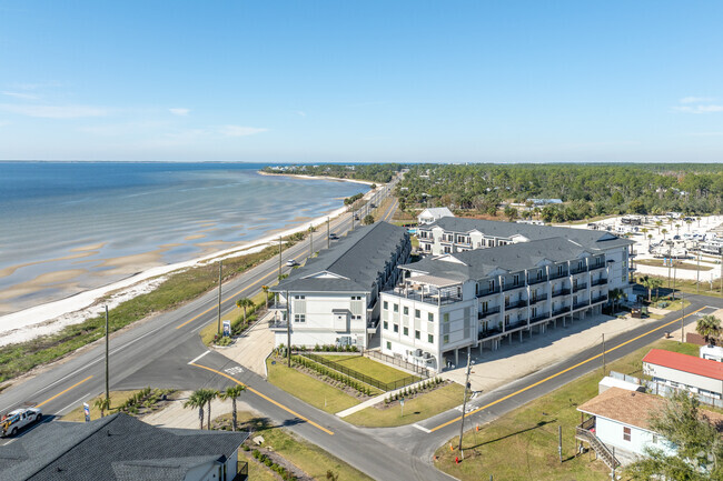 Más detalles para 2254 W Highway 98, Port Saint Joe, FL - Edificios residenciales en venta