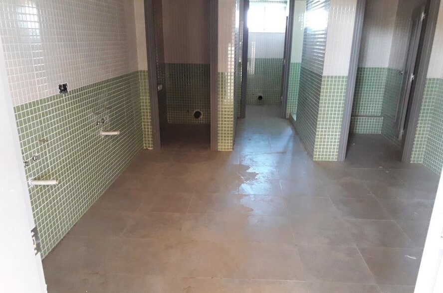 Nave en Càlig en venta - Foto del interior - Imagen 2 de 18