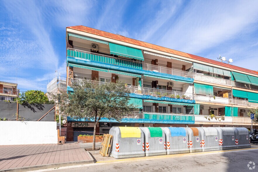 Carrer del General Palafox, 9-11, Castelldefels, Barcelona en alquiler - Foto del edificio - Imagen 3 de 4