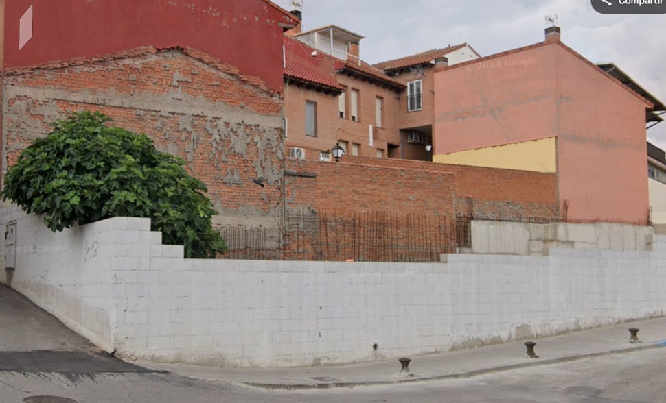 Plaza Santos Juarranz, 6, Los Santos de la Humosa, Madrid en venta - Foto del edificio - Imagen 3 de 3