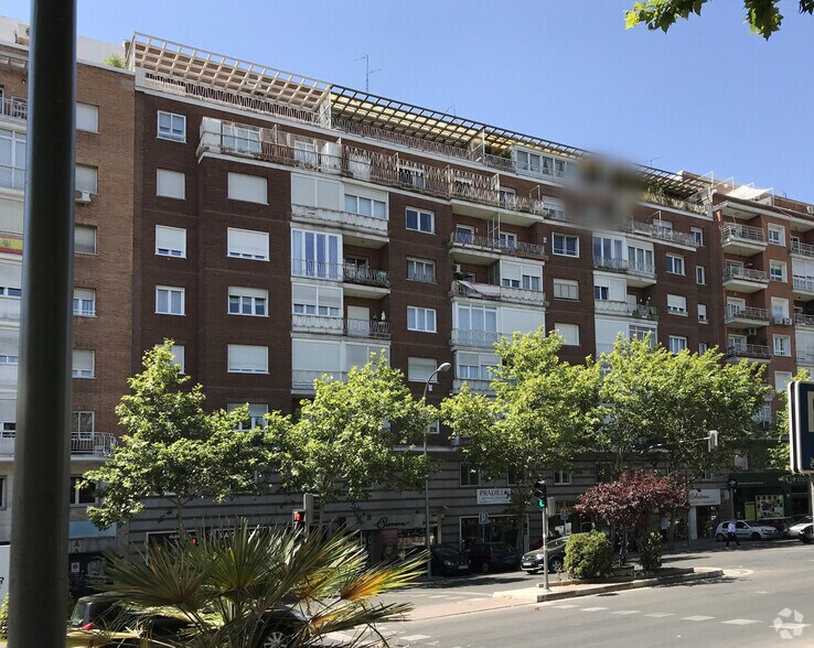 Oficina/Local en Madrid, Madrid en alquiler - Foto del edificio - Imagen 2 de 2