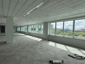 15 Avenue Du Centre, Guyancourt en alquiler Foto del interior- Imagen 2 de 4