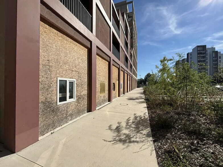 Local en Bordeaux en venta - Foto del edificio - Imagen 3 de 10