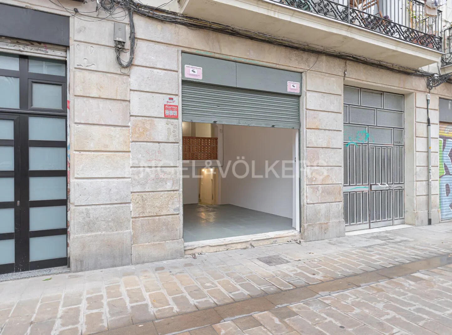 Edificio residencial en Barcelona, Barcelona en venta Foto del edificio- Imagen 1 de 4