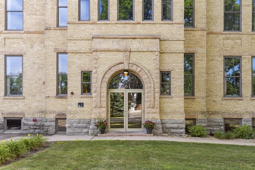 261 School Ave, Excelsior, MN en venta - Foto del edificio - Imagen 3 de 27