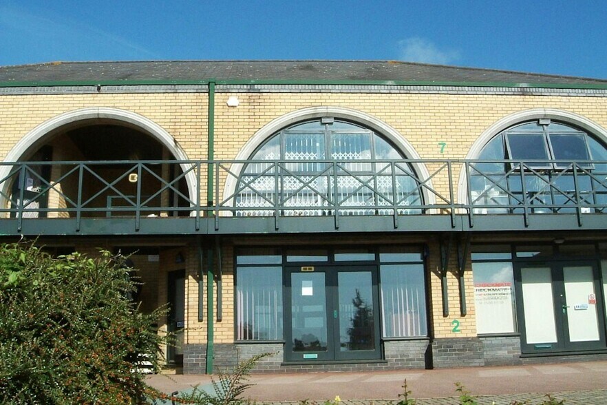 Rankine Rd, Basingstoke en alquiler - Foto del edificio - Imagen 2 de 2