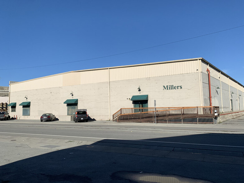 220 Walker St, Watsonville, CA en alquiler - Foto del edificio - Imagen 3 de 10