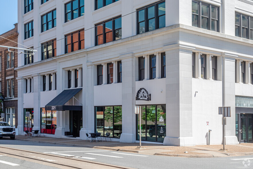 221 W 2nd St, Little Rock, AR en alquiler - Foto del edificio - Imagen 2 de 11