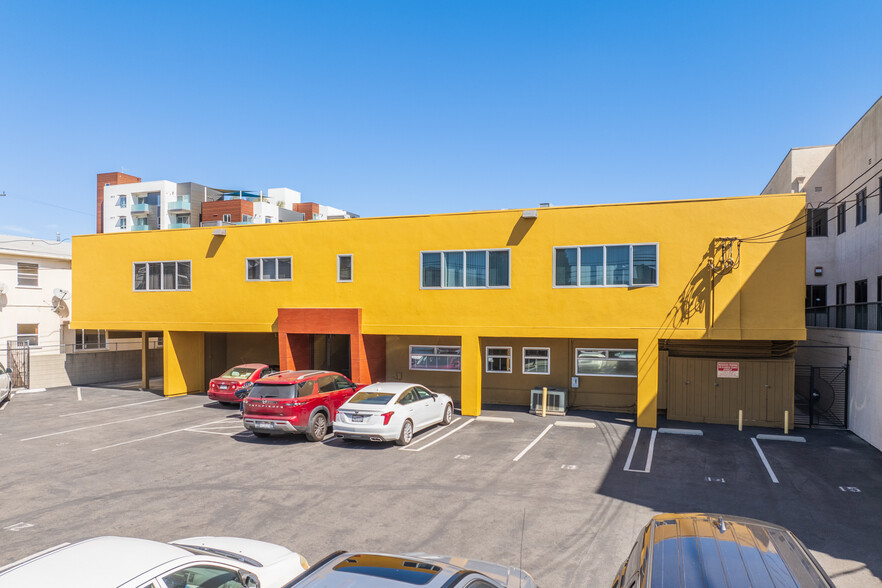 3611 Motor Ave, Los Angeles, CA en venta - Foto del edificio - Imagen 3 de 29