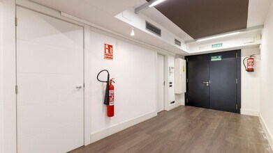 Carrer de Calàbria, 169, Barcelona, Barcelona en alquiler Foto del interior- Imagen 2 de 10