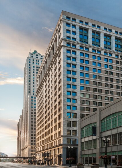 25 E Washington St, Chicago, IL en alquiler - Foto del edificio - Imagen 1 de 10